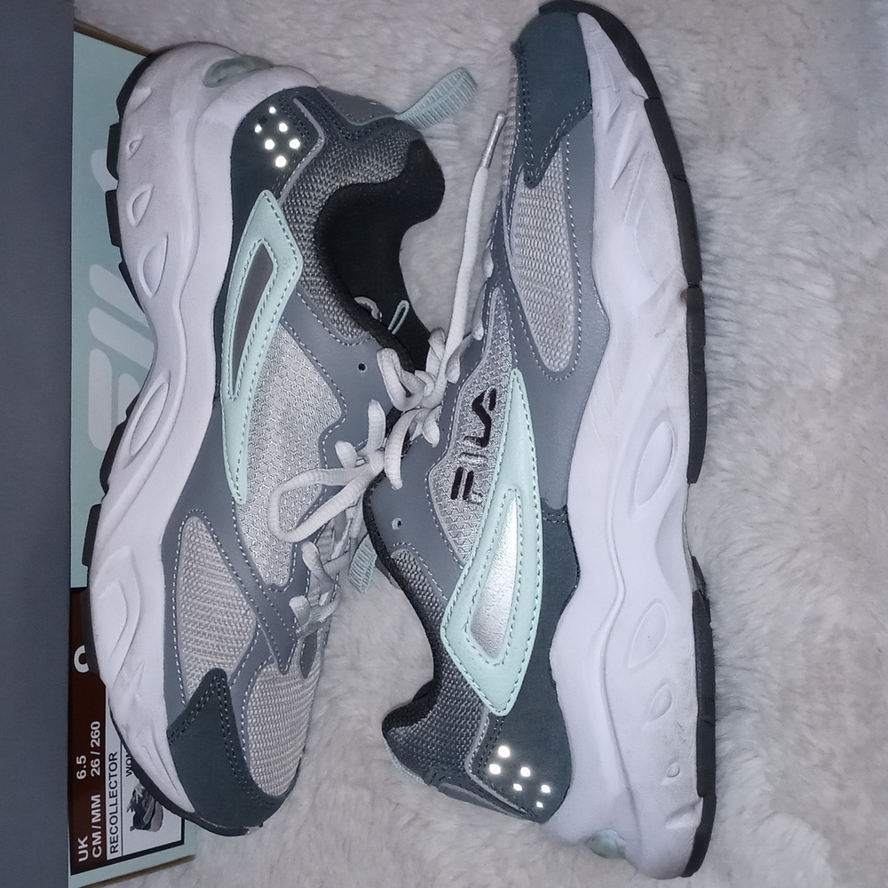 Fila size 9W